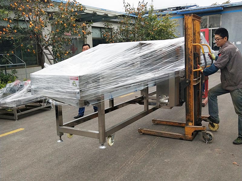 噴淋清洗機發(fā)貨